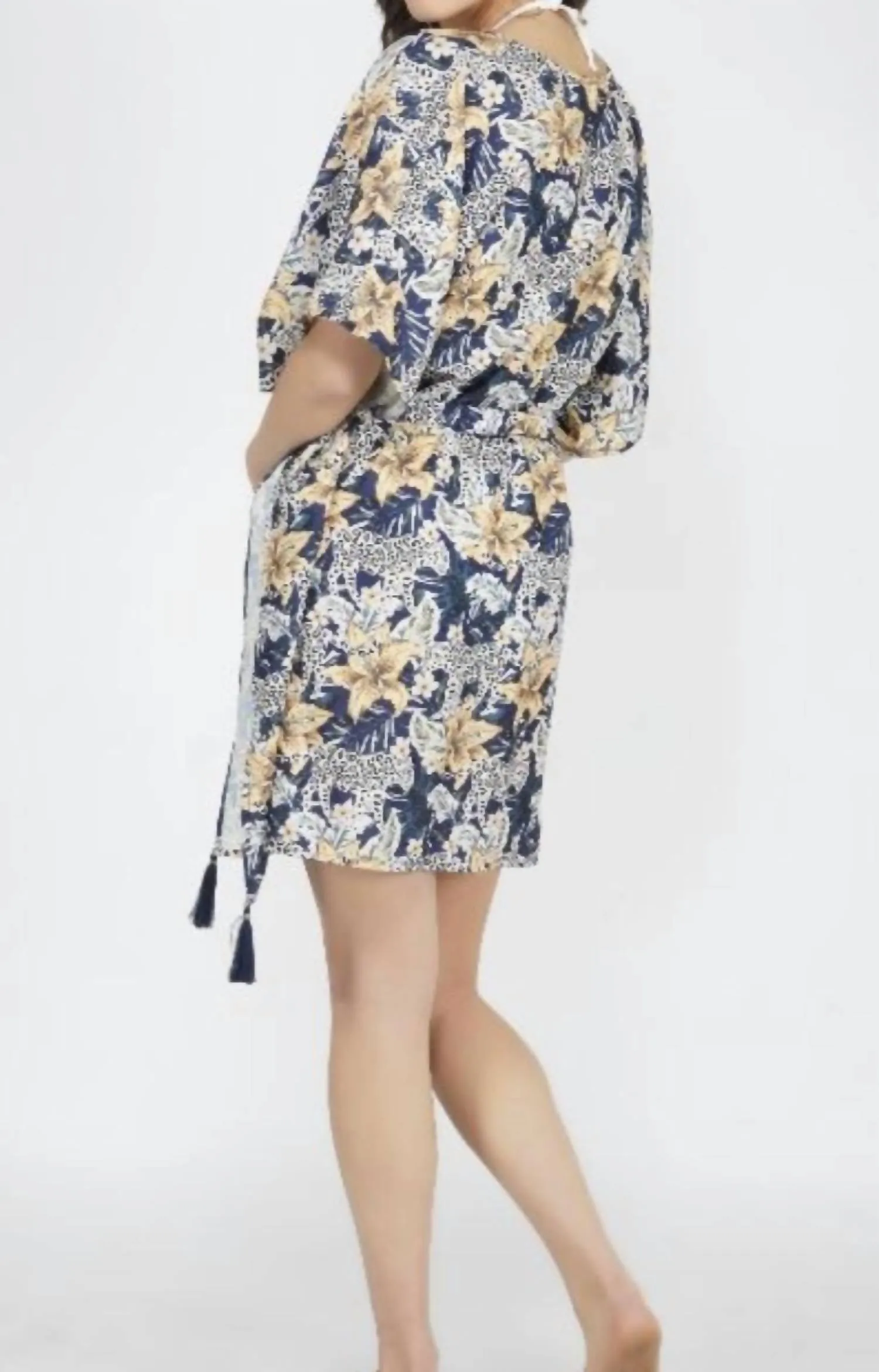America & Beyond - Wild Flowers Kimono