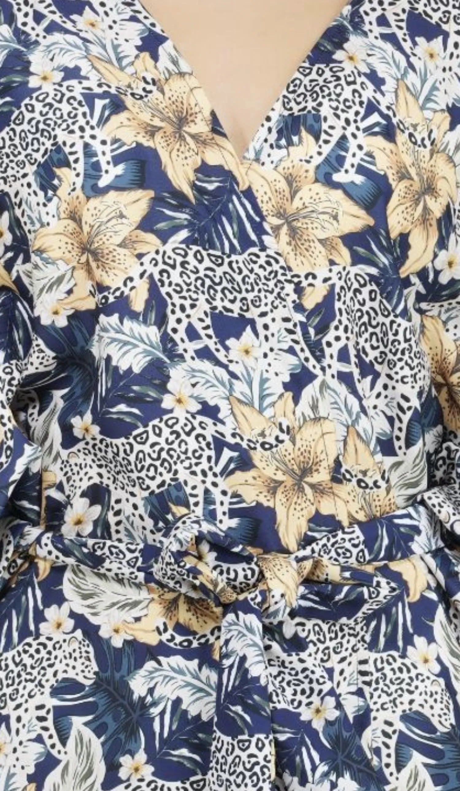 America & Beyond - Wild Flowers Kimono
