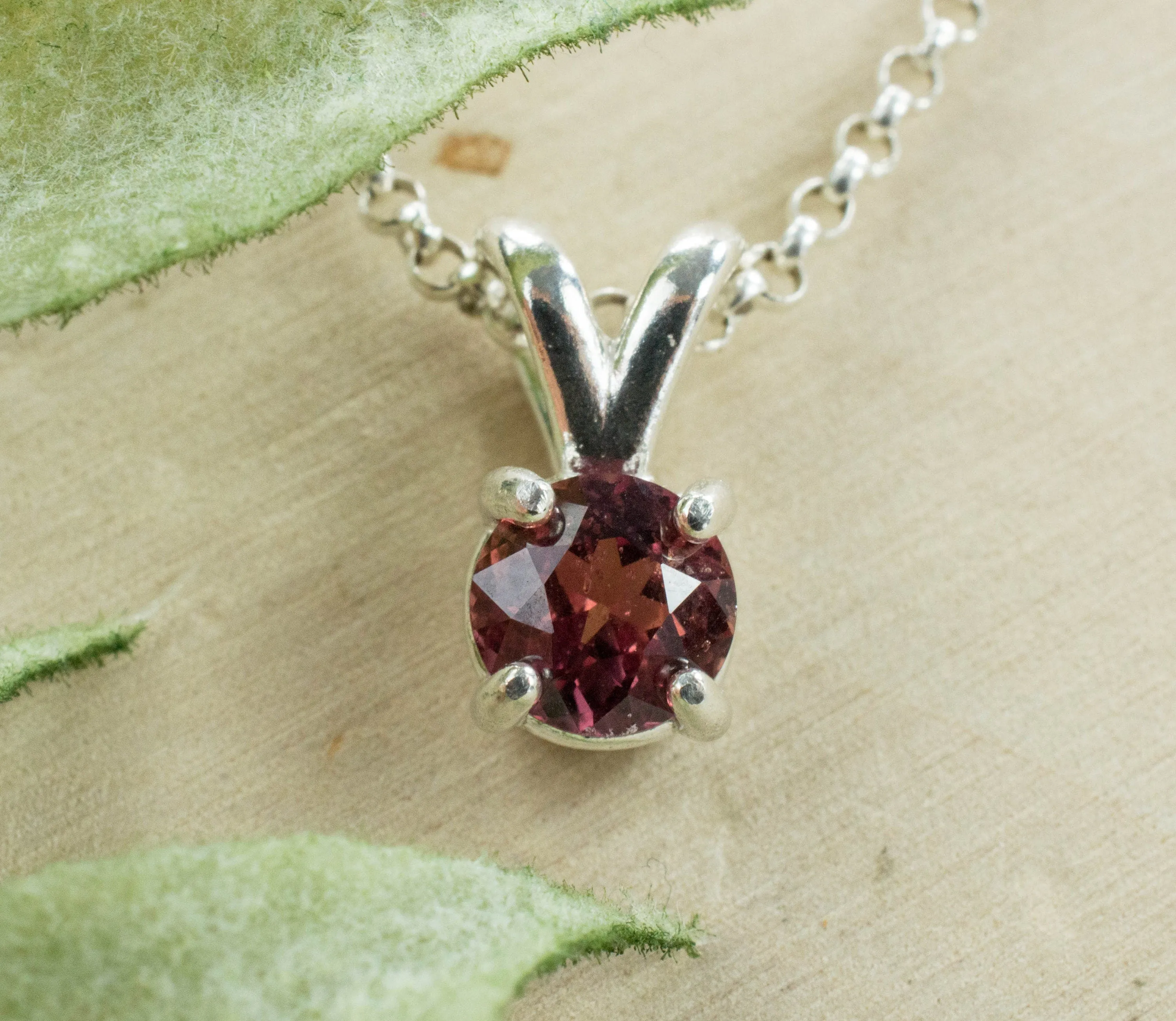 Sapphire Pendant; Genuine Untreated Mozambique Color Change Sapphire