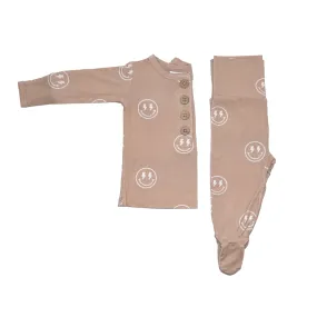 Top   Bottoms Set - Tan Smileys